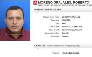 Roberto Moreno Grajales de 38 años de edad es quien aparece en la notificación de Interpol, buscado por cargos contra la libertad. Foto/Interpol